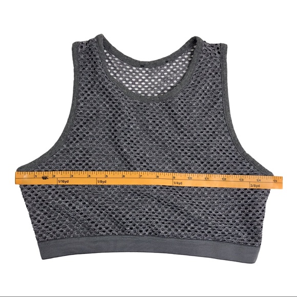 Crop Shirt Bundle 2 Crop Tops, 1 Bralette Sz S/M - Picture 7 of 12